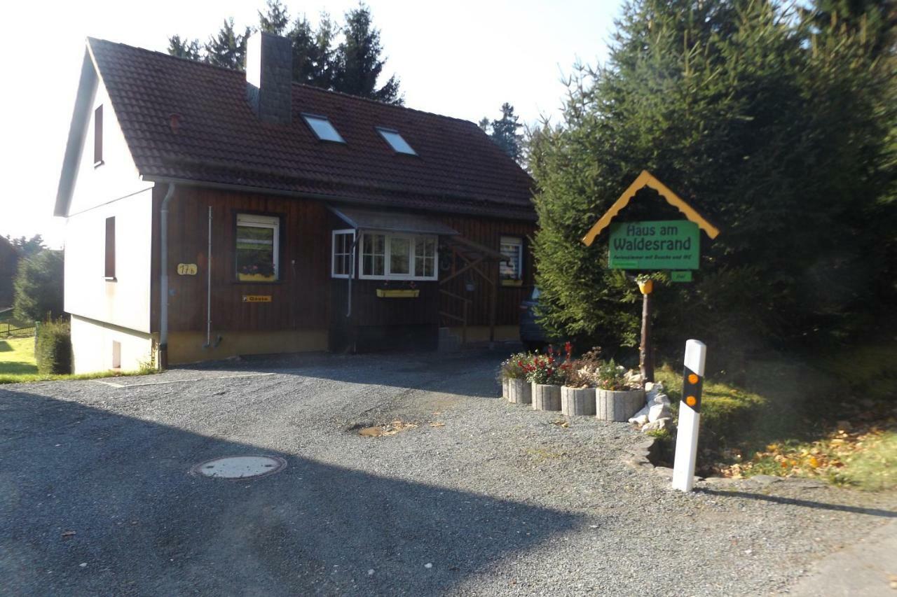Haus Am Waldesrand Apartamento Tanne Exterior foto